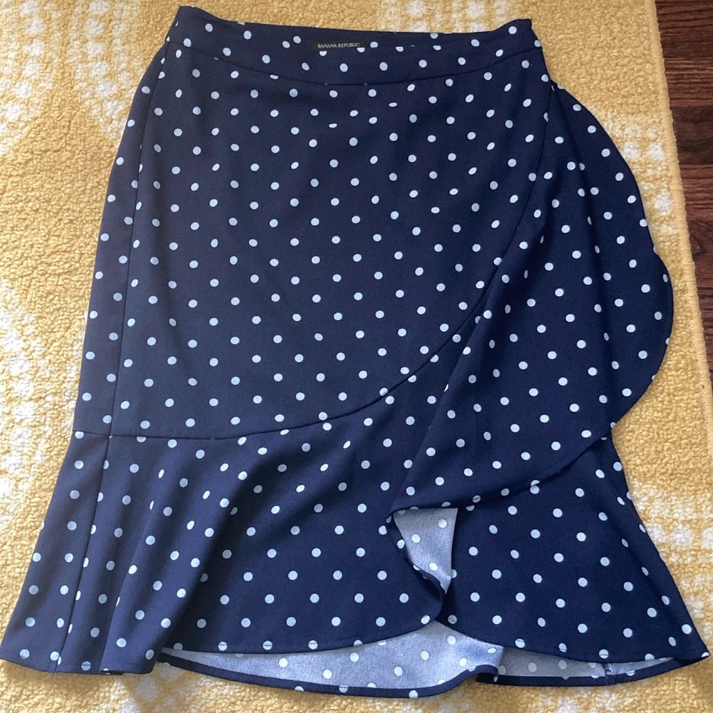 ✨4 for $10! Polka dot skirt